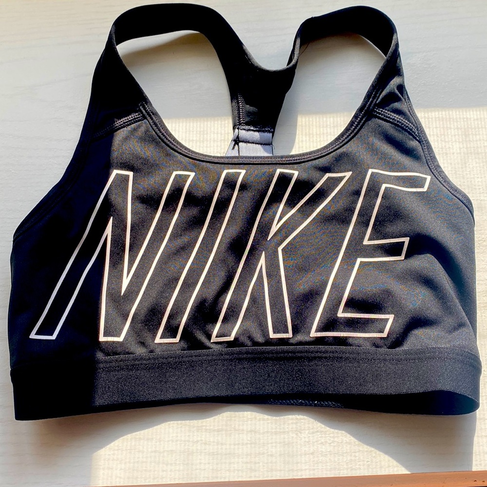 Black Nike sports bra